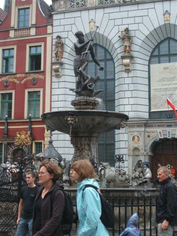 Neptun-Brunnen Danzig.jpg