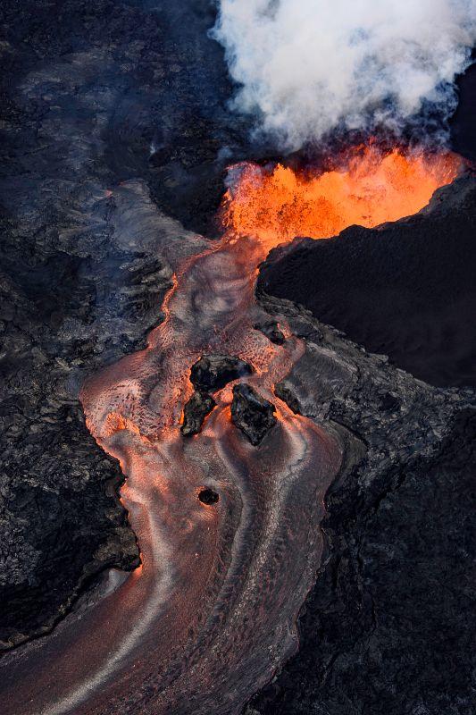 Polanco de Couet_Susan_aerial lava_fissure 8.jpg