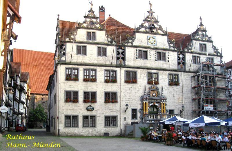 0002 Seite3 Rathaus Hann.- Münden.jpg