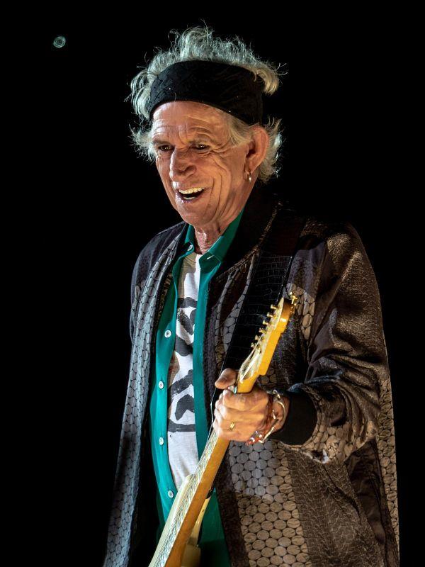 1200px-Keith_Richards_2018.jpg