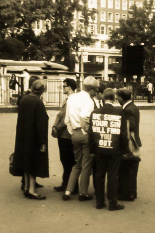 04 Speakers-Corner_Demo-1967-683x1024.jpg