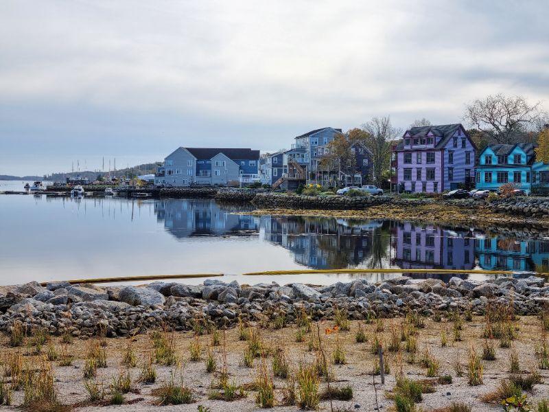 Mahone Bay 01.jpg