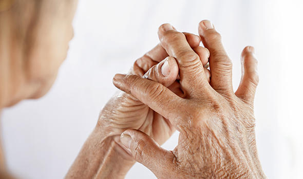 CBD_Arthritis_Freepik_old-woman-suffering-from-gout-joint-pain_doucefleur.jpg