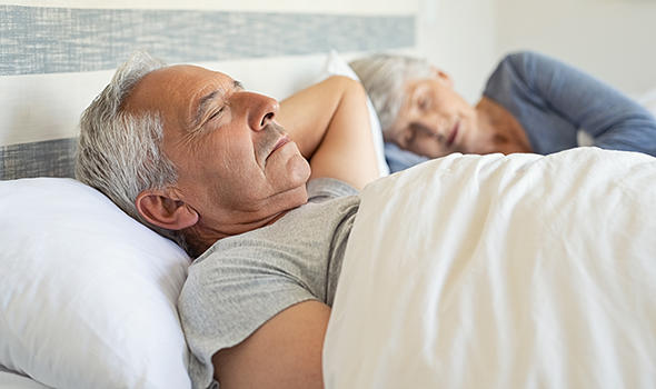 Freepik_senior-man-sleeping_rido81.jpg