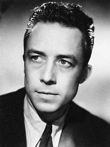 359px-Camus_Harcourt_1945.jpg