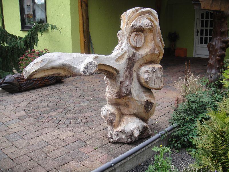 Holzfigur.JPG