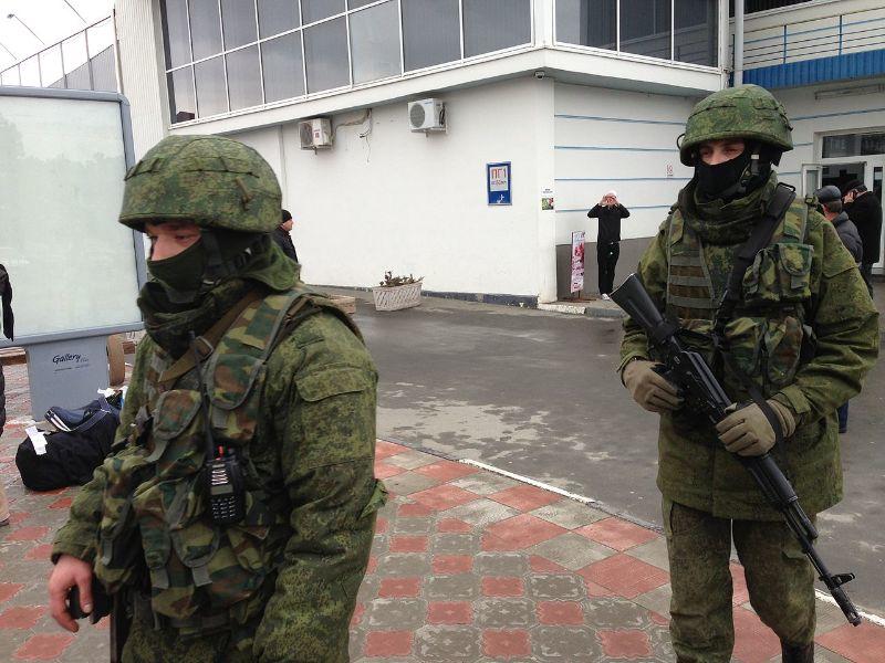 VOA-Crimea-Simferopol-airport.jpg