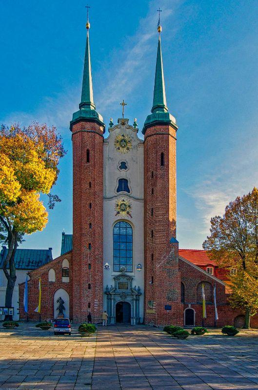 7.3 Kloster Oliva mit Kirche Danzig (1).jpg