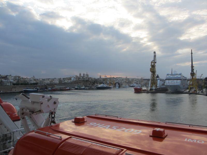 Einfahrt in Valetta.JPG