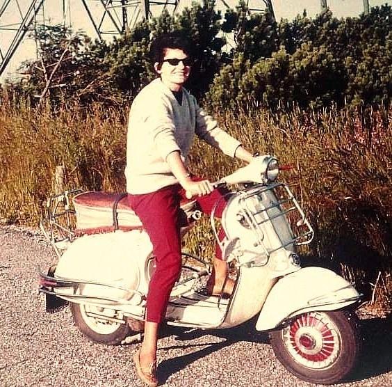 Vespa 1962.jpg