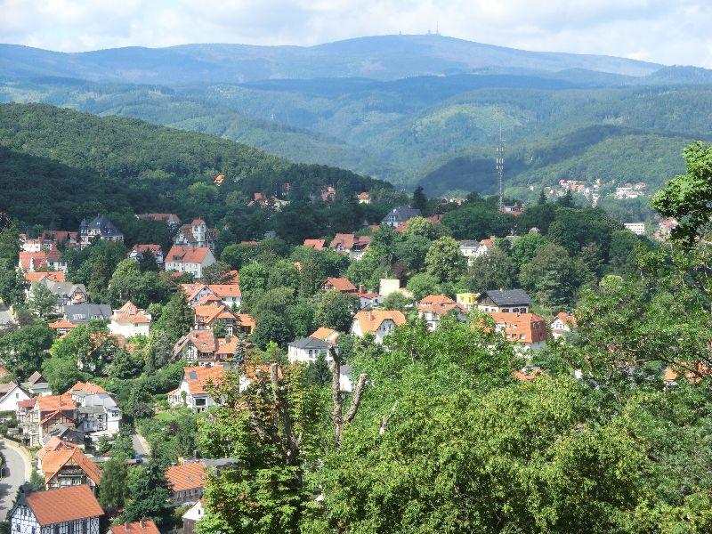 Wernigerode Blick zum Brocken (2).JPG