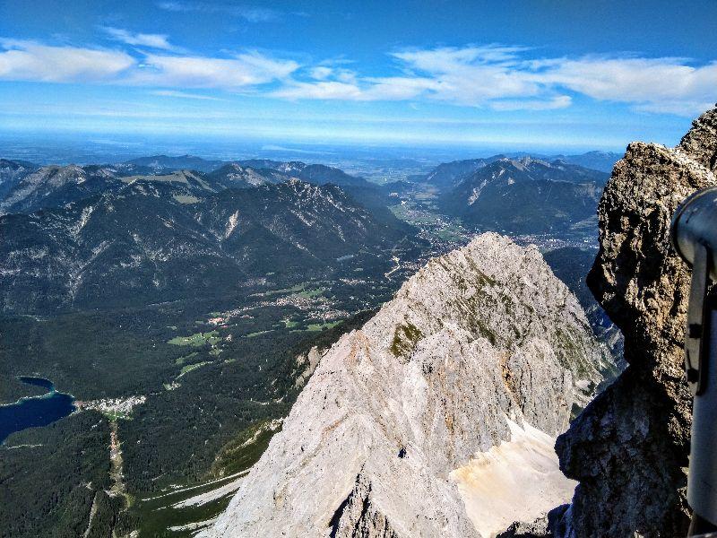 Zugspitze Blick Grainau u.Eibsee.jpg