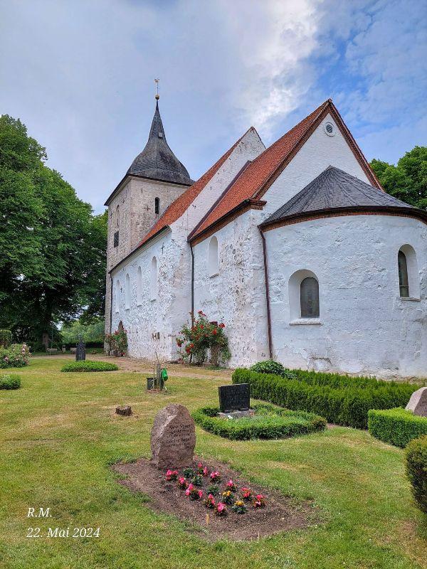 Friedhof&Kirche21-2.jpg