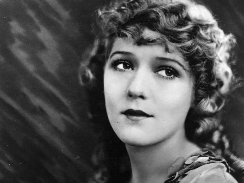 MARYPickford~1.jpg