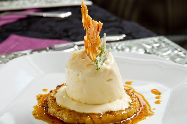 2011-12-ananas-parfait-mit-caramel-ananas2.jpg